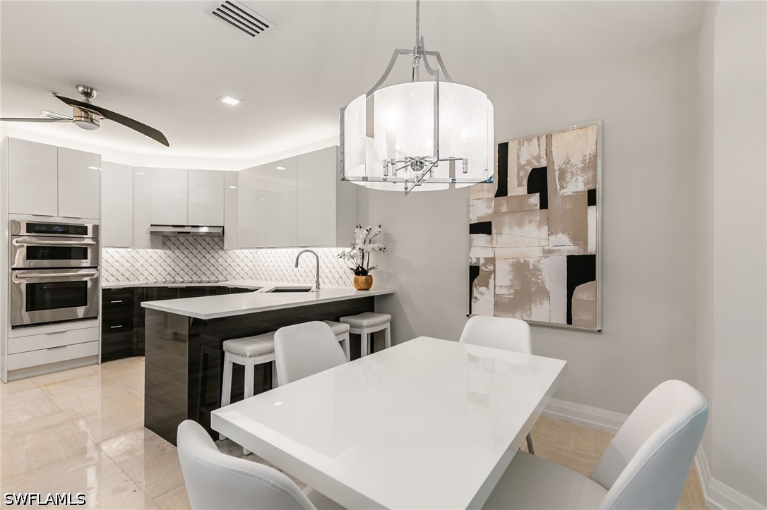 3 Bed Condominium for Sale in Colonade, photo 11