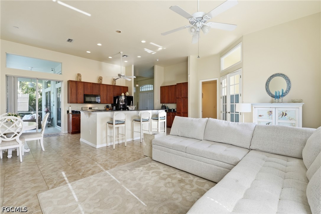 3 Bed Pool Home for Sale in Cape Coral, photo 11
