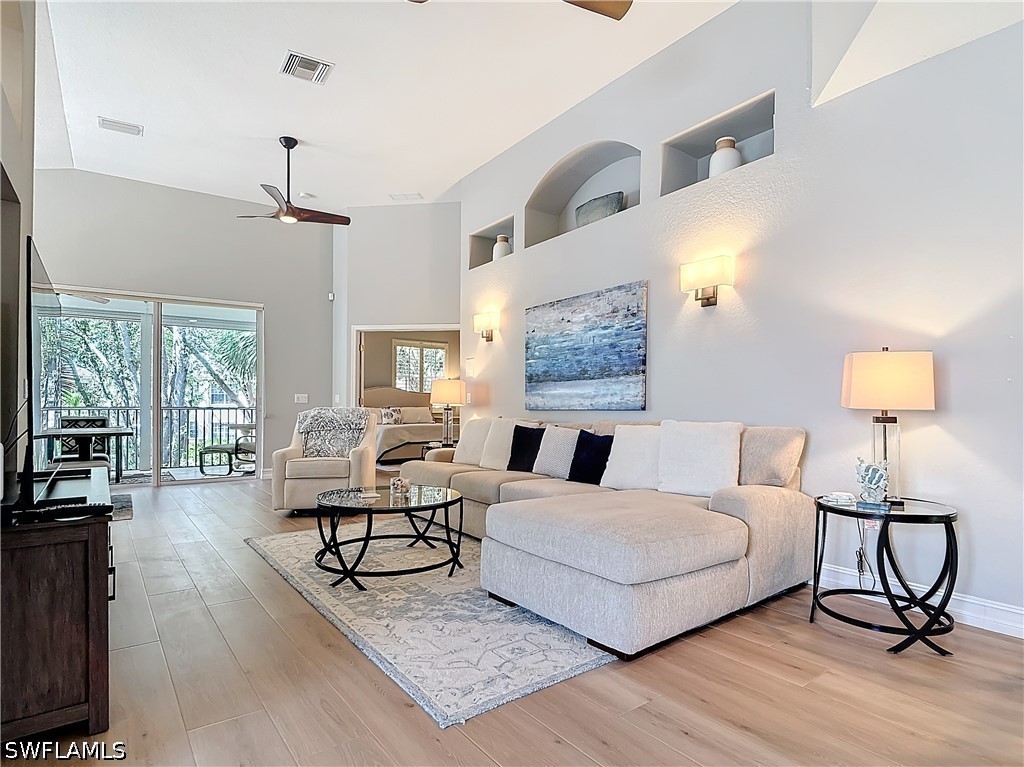 3 Bed Condominium for Sale in Turtle Point, photo 11