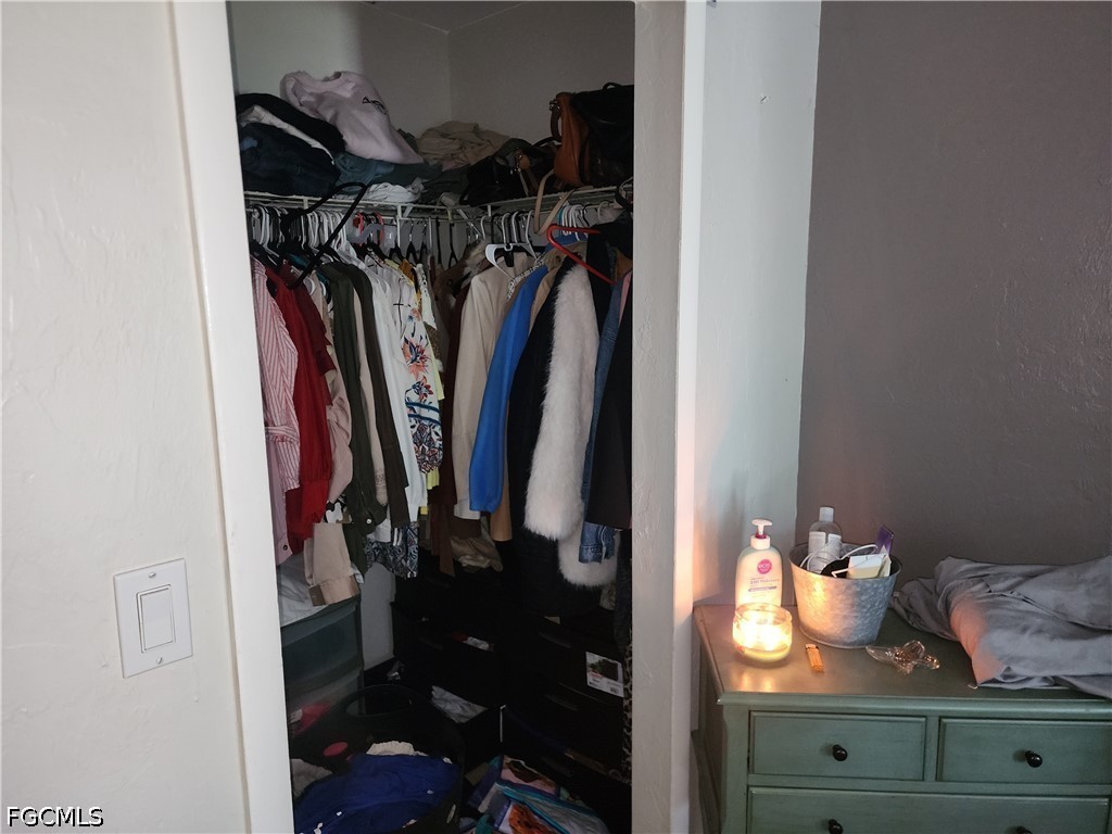 2 Bed Condominium for Sale in Cape Coral, photo 11