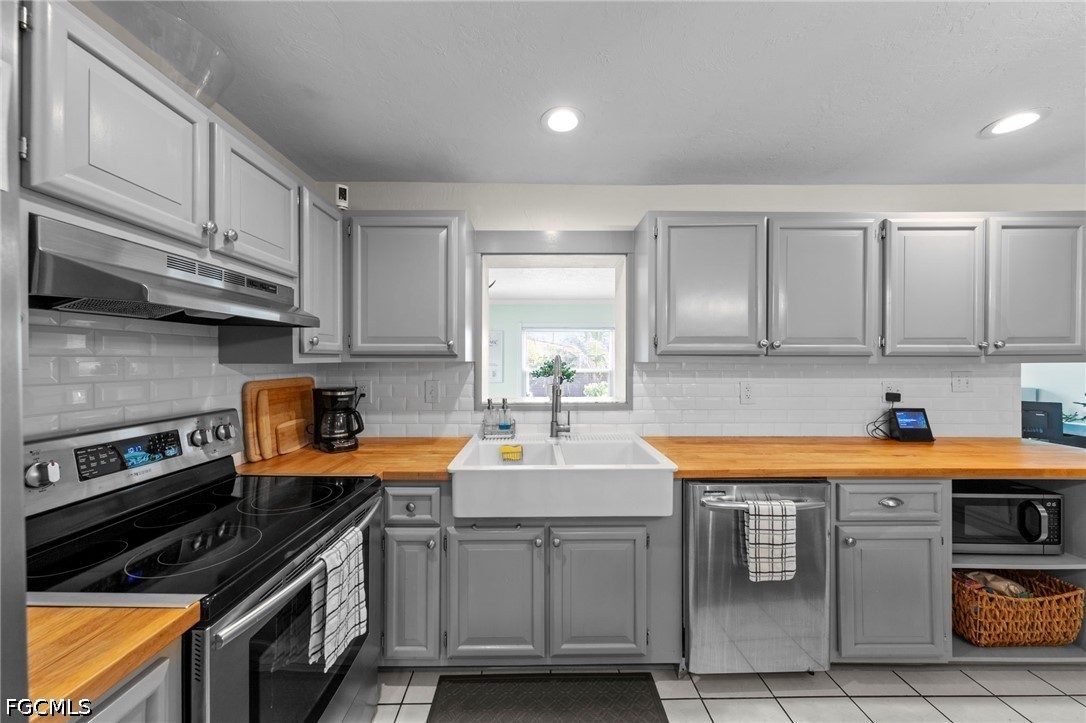 3 Bed SingleFamilyResidence for Sale in Palm City Park, photo 11