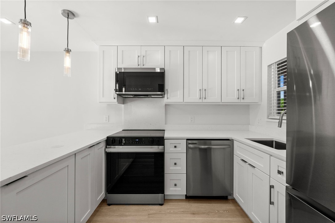 1 Bed Condominium for Sale in Naples, photo 11