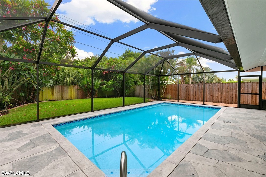 4 Bed Pool Home for Sale in Hilltop, photo 11
