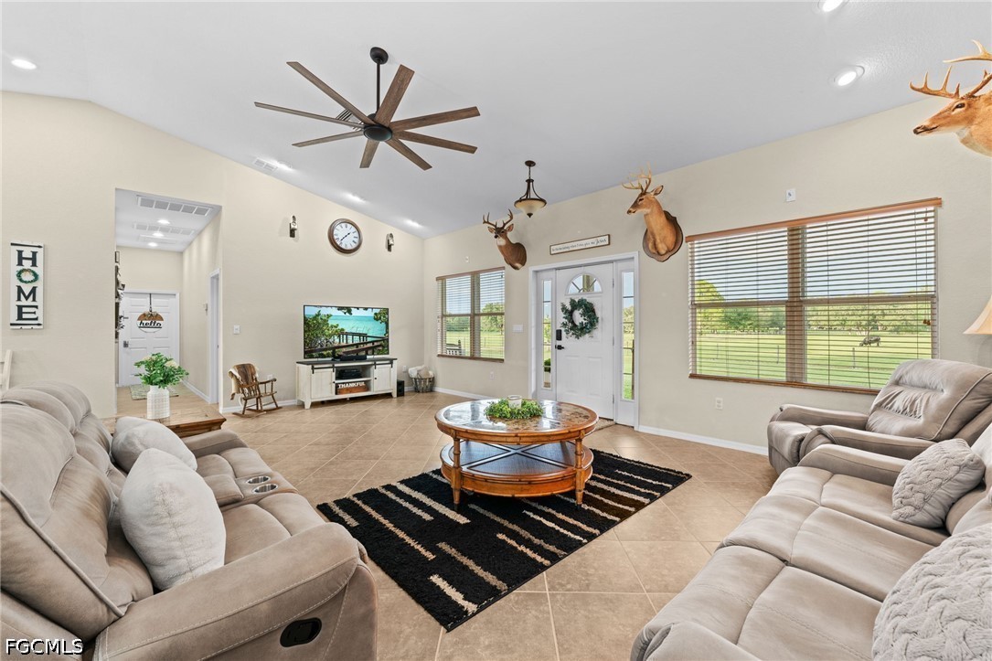 3 Bed SingleFamilyResidence for Sale in Not Applicable, photo 11