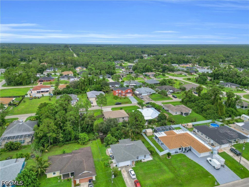 4 Bed SingleFamilyResidence for Sale in Lehigh Acres, photo 11