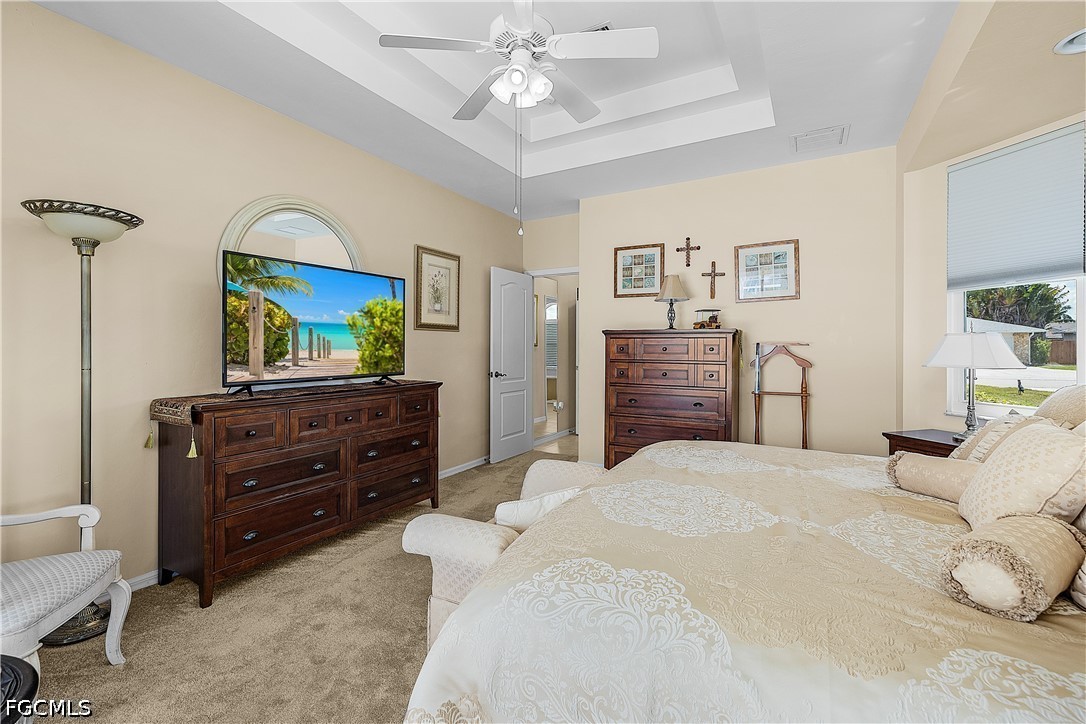 3 Bed Pool Home for Sale in Cape Coral, photo 11