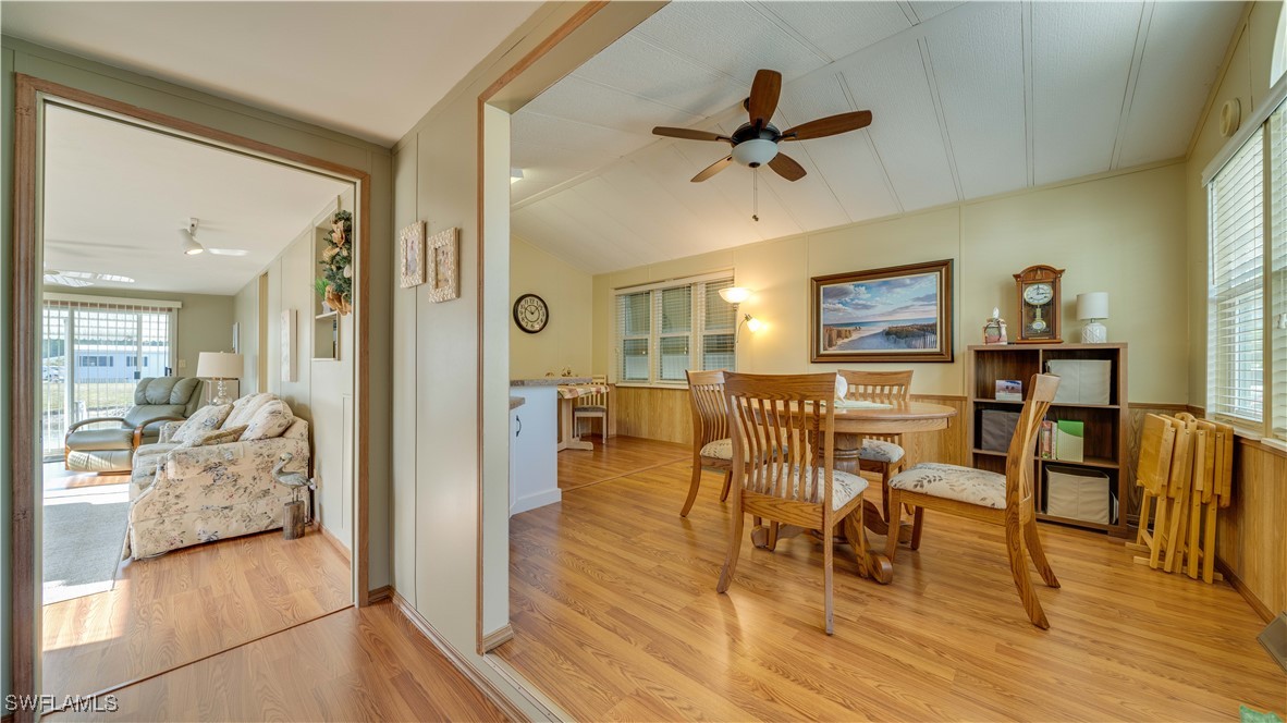 1 Bed Waterfront Home for Sale in North Fort Myers, photo 12