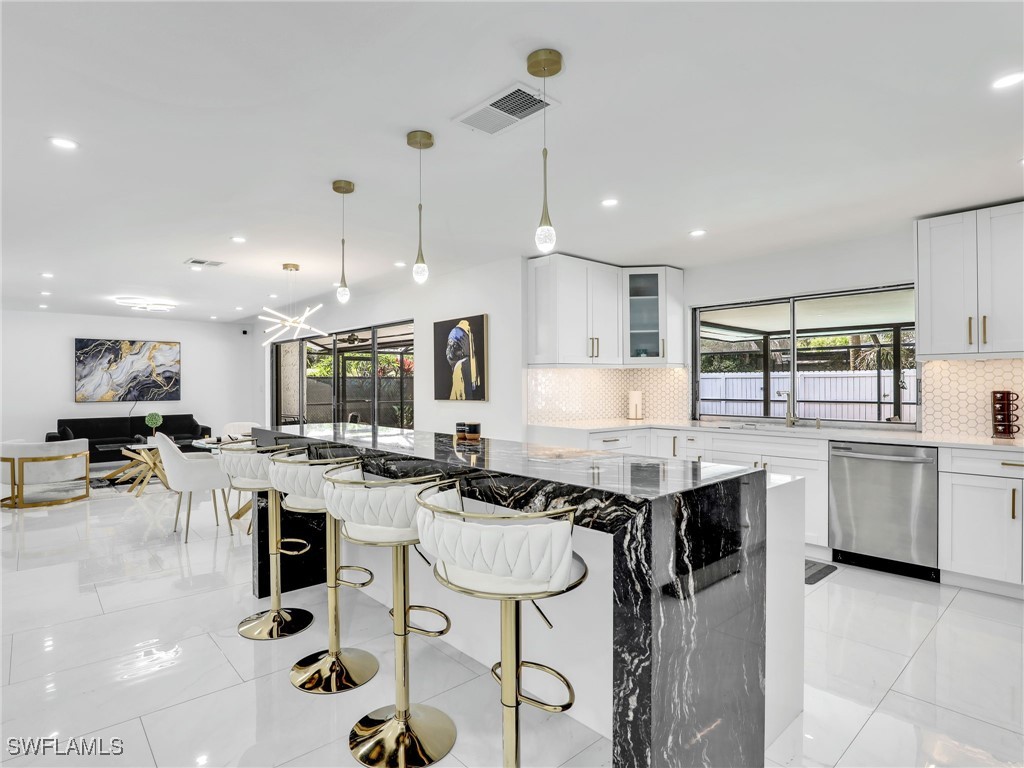 3 Bed Pool Home for Sale in Willoughby Acres, photo 12