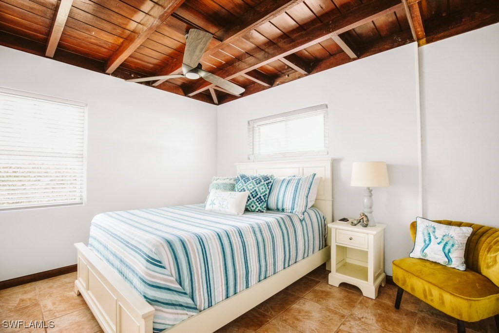 3 Bed Pool Home for Sale in Heitmans, photo 12