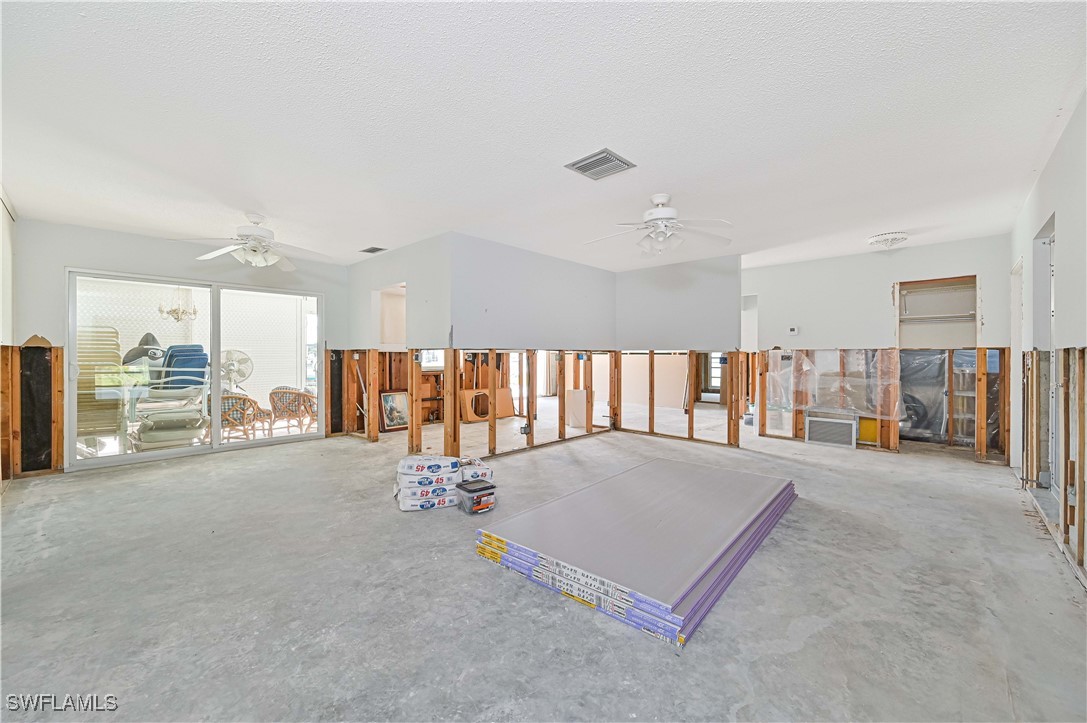 2 Bed Pool Home for Sale in Punta Gorda Isles, photo 12