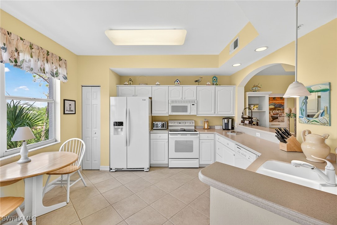 2 Bed Waterfront Home for Sale in Island Sound, photo 12