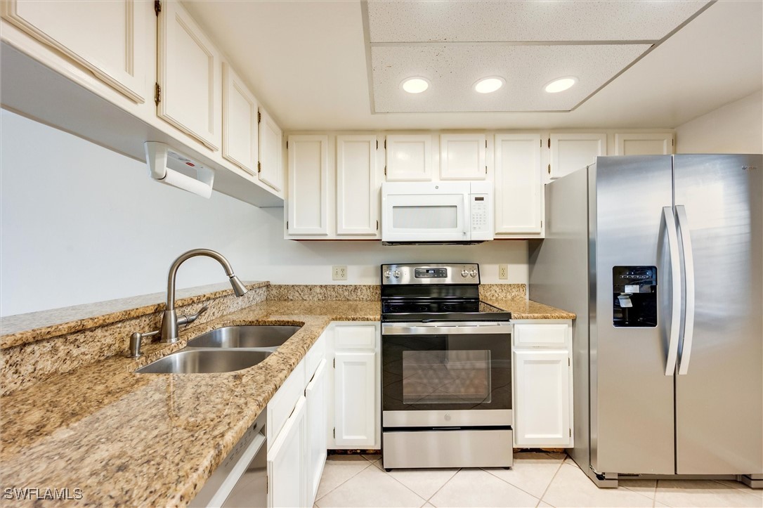 2 Bed Pool Home for Sale in Augusta Woods, photo 12