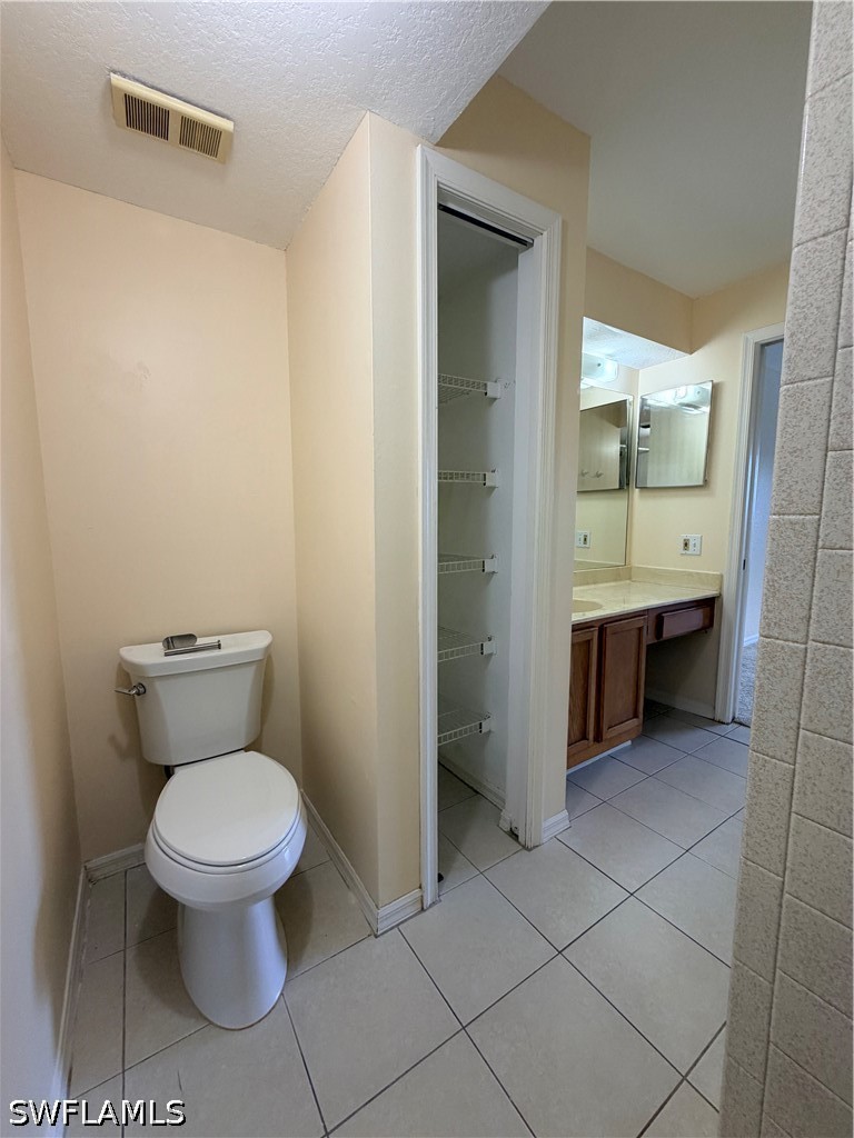 2 Bed Waterfront Home for Sale in Victoria Lakes, photo 12
