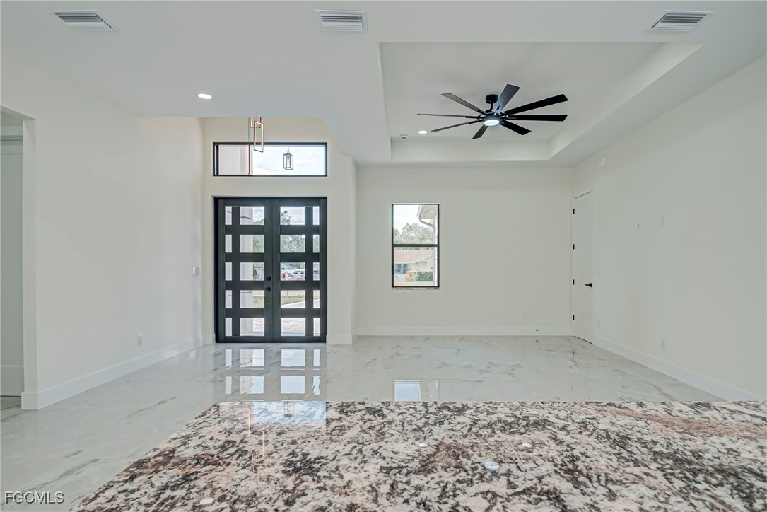 3 Bed SingleFamilyResidence for Sale in Lehigh Acres, photo 12