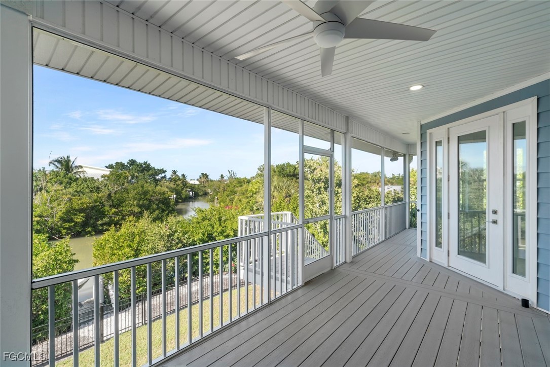 4 Bed Waterfront Home for Sale in Del Sega, photo 12