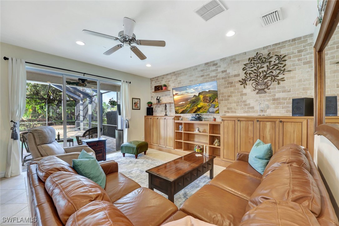 4 Bed Pool Home for Sale in Saturnia Lakes, photo 12
