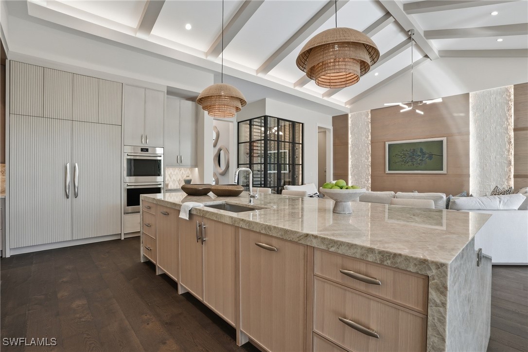 5 Bed Pool Home for Sale in Park Shore, photo 12