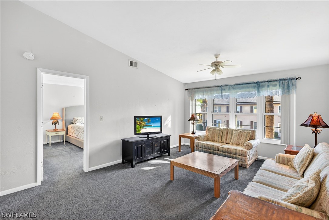 2 Bed Condominium for Sale in Winterpark, photo 12
