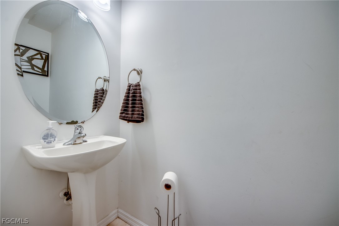 3 Bed Townhouse for Sale in Colonnade At Forum, photo 12