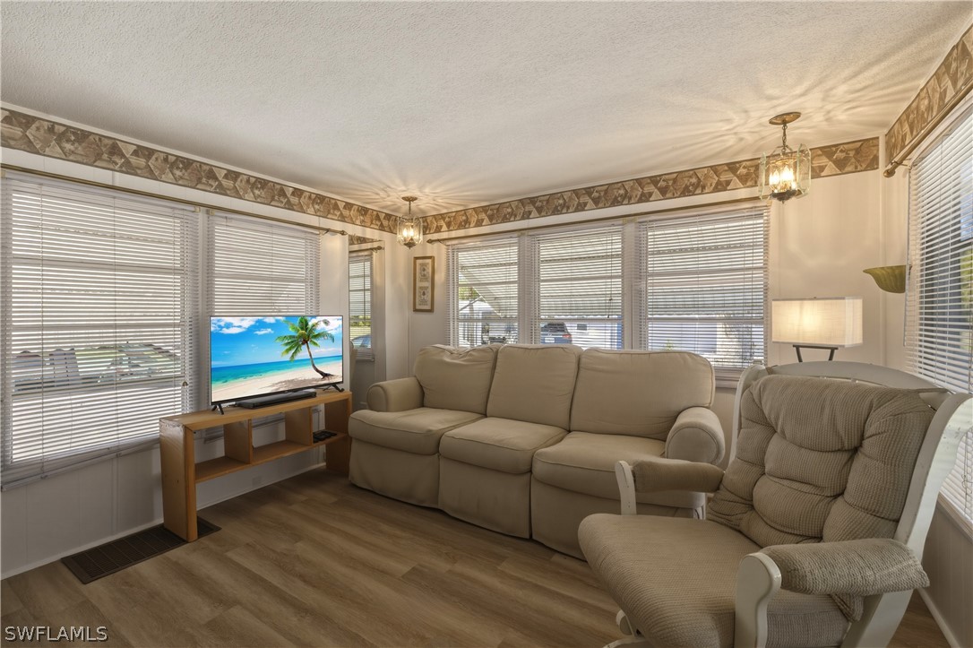 2 Bed ManufacturedHome for Sale in Estero, photo 12
