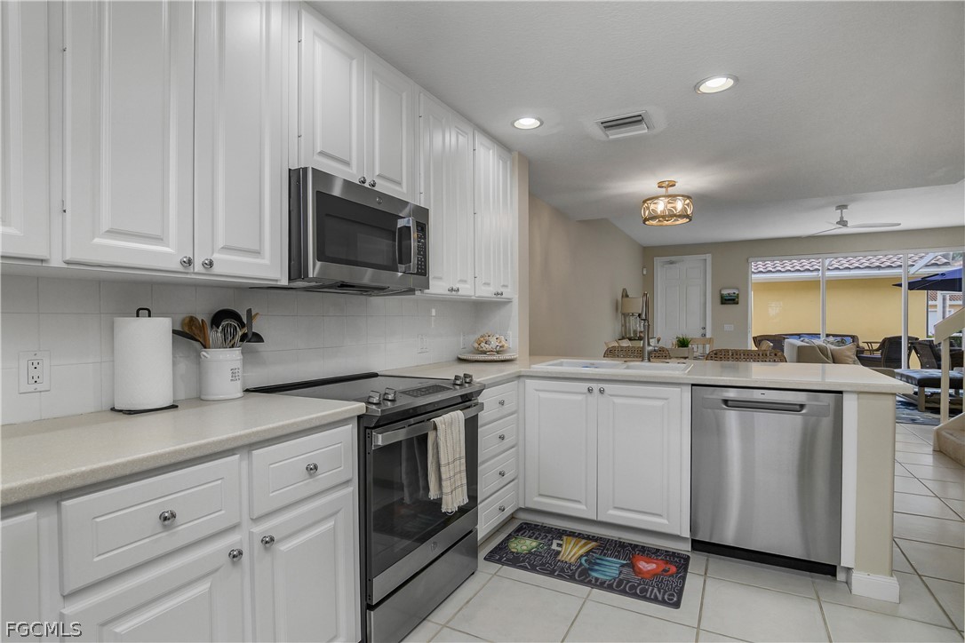 3 Bed Waterfront Home for Sale in San Remo, photo 12