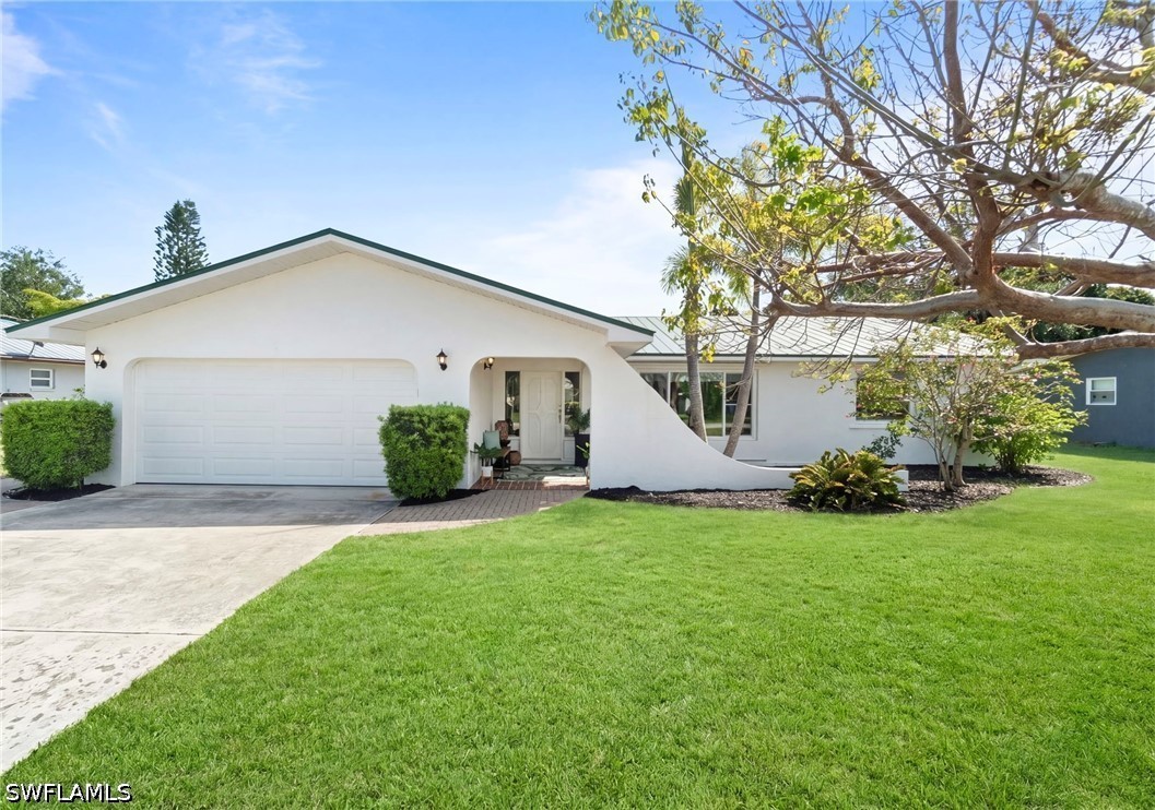 2 Bed SingleFamilyResidence for Sale in Estero, photo 12