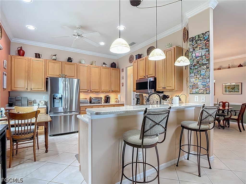 2 Bed Waterfront Home for Sale in Palm Island, photo 12