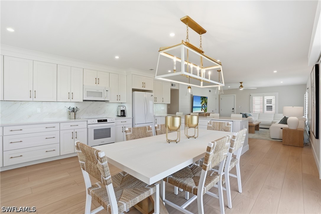 2 Bed Pool Home for Sale in Hickory Shores, photo 12