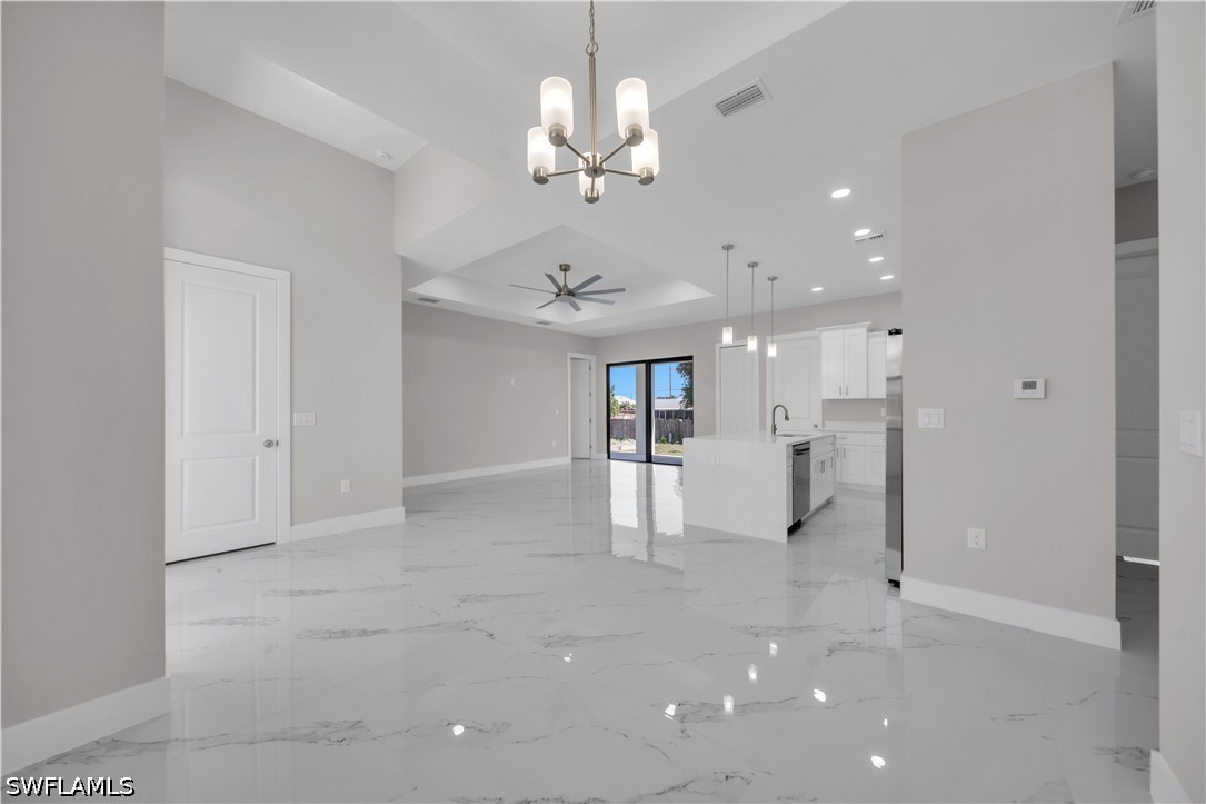 3 Bed SingleFamilyResidence for Sale in Lehigh Acres, photo 12