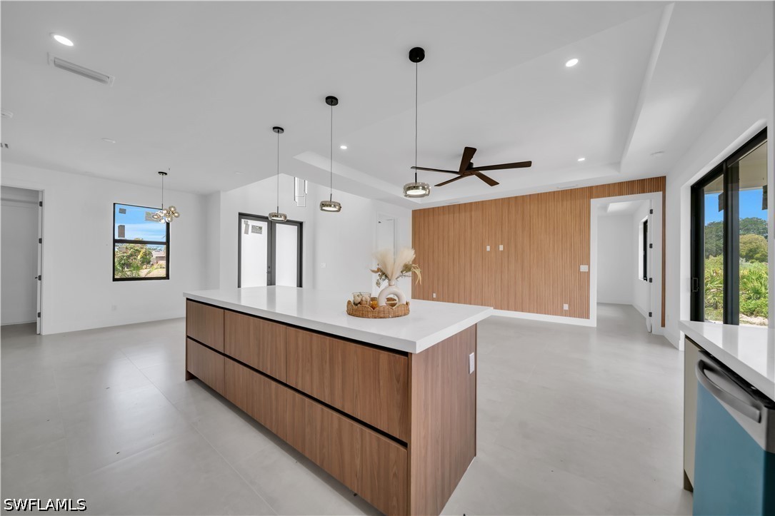4 Bed SingleFamilyResidence for Sale in Lehigh Acres, photo 12