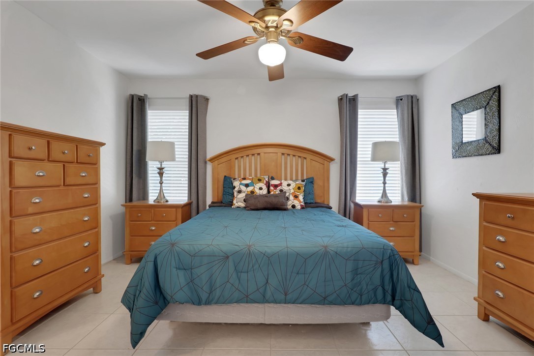 3 Bed SingleFamilyResidence for Sale in Cape Coral, photo 12