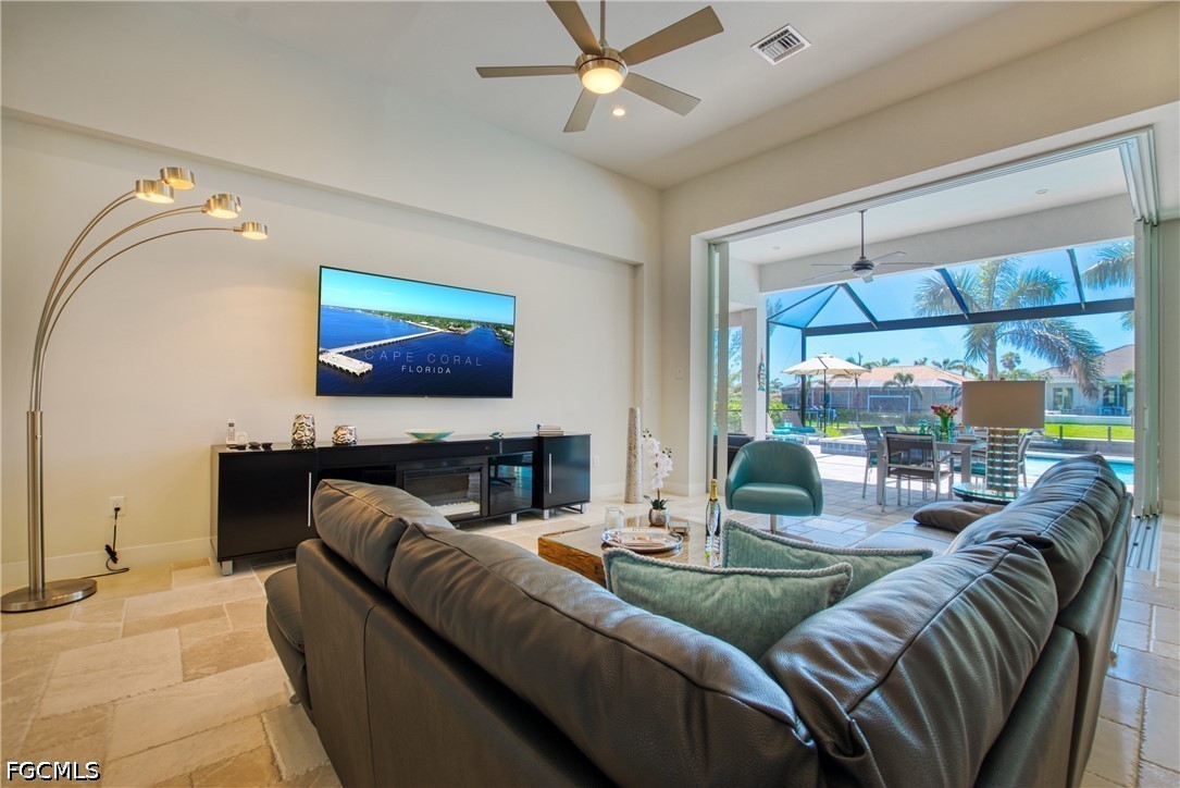 3 Bed Pool Home for Sale in Cape Coral, photo 12