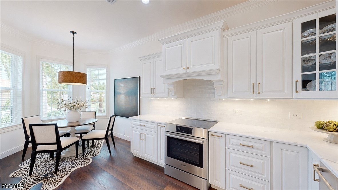 3 Bed Pool Home for Sale in Fort Myers, photo 12