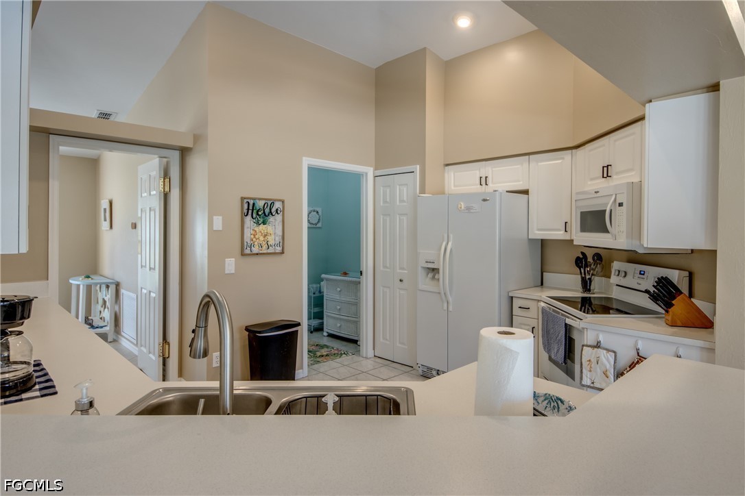 3 Bed Pool Home for Sale in Cape Coral, photo 12