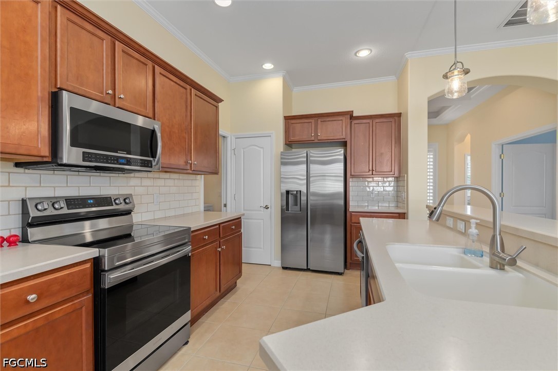 2 Bed Townhouse for Sale in Kings Gate, photo 12