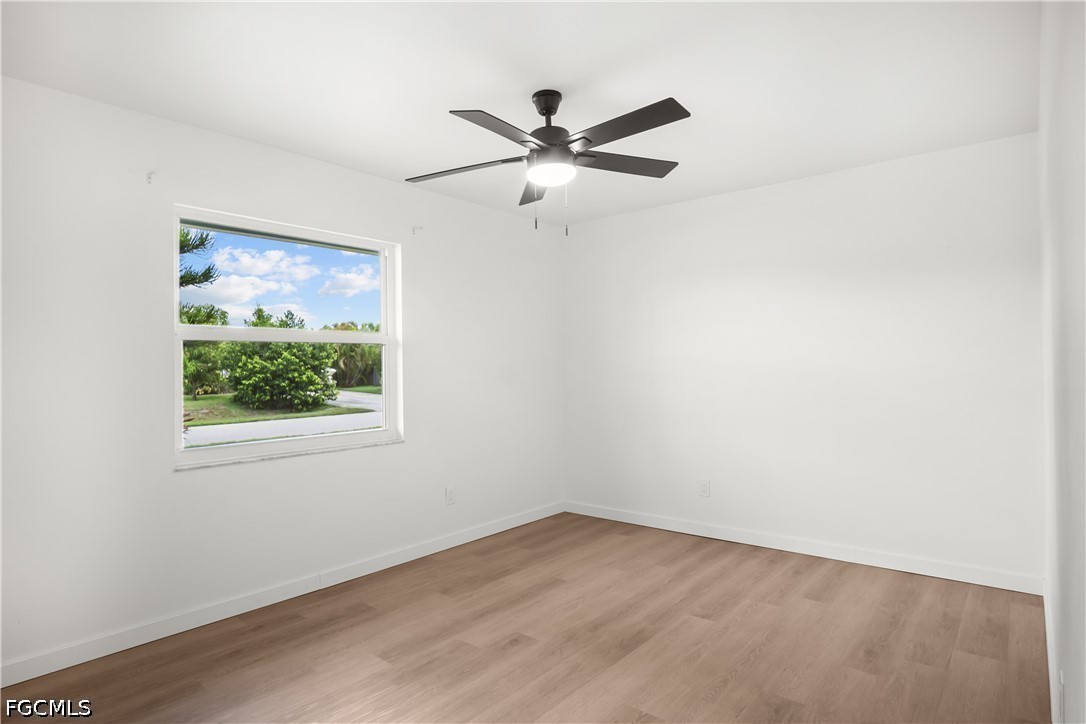 3 Bed Pool Home for Sale in Cape Coral, photo 12