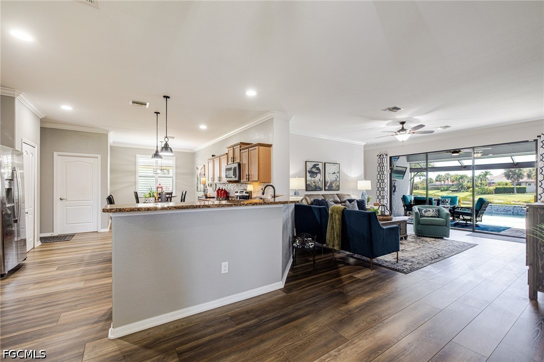 4 Bed Pool Home for Sale in Hampton Park, photo 12