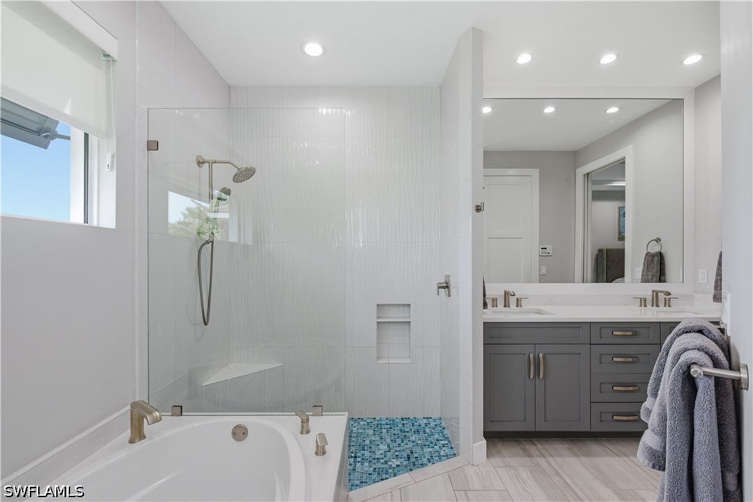 3 Bed Pool Home for Sale in Marco Beach, photo 12