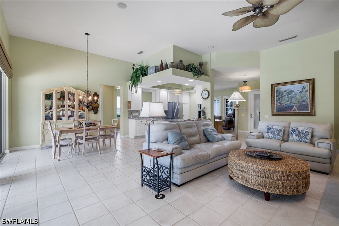 4 Bed Pool Home for Sale in Island Walk, photo 12
