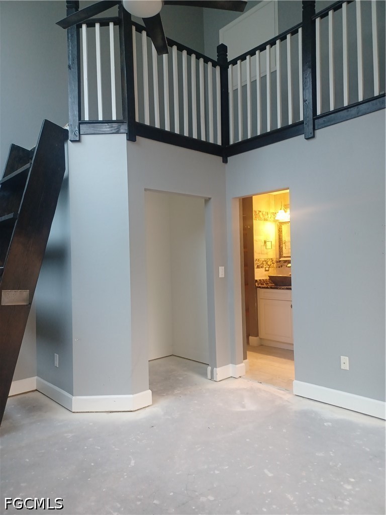 3 Bed Attached for Sale in Naples, photo 12