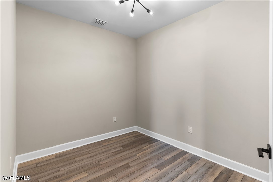 3 Bed SingleFamilyResidence for Sale in Westbrook, photo 12