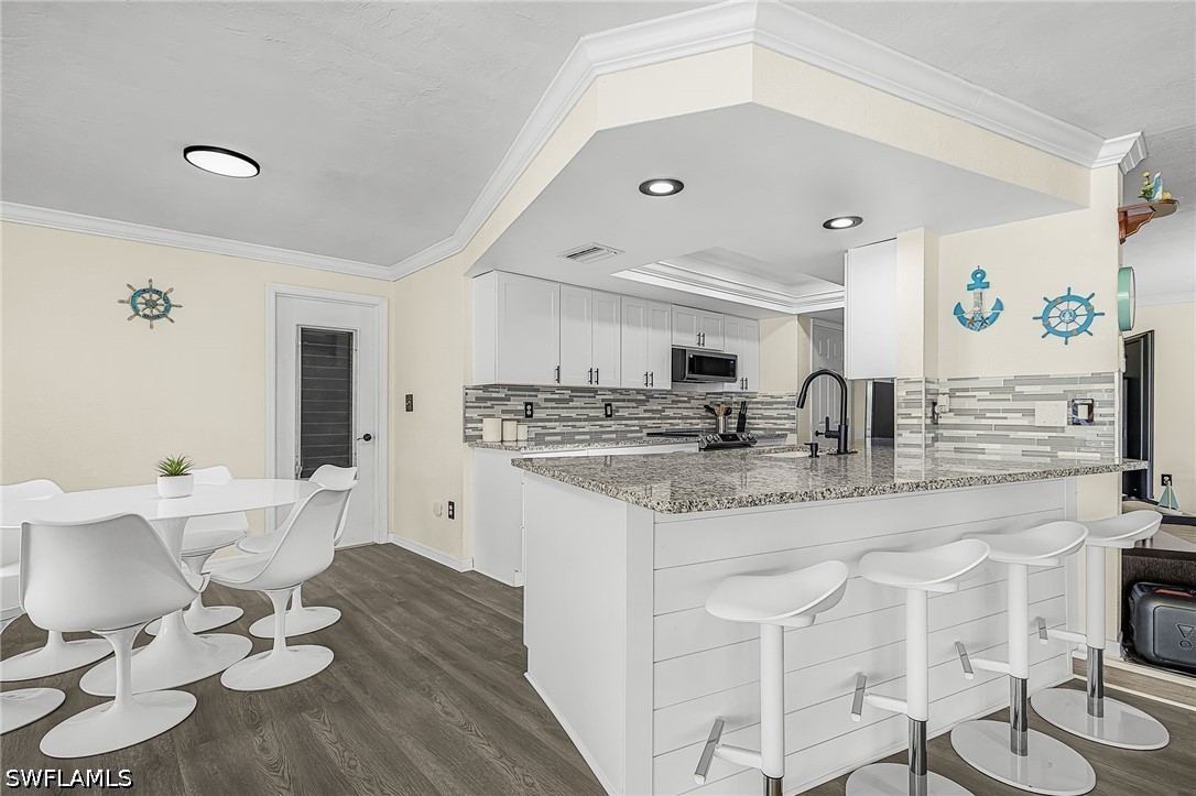 3 Bed Pool Home for Sale in Cape Coral, photo 12