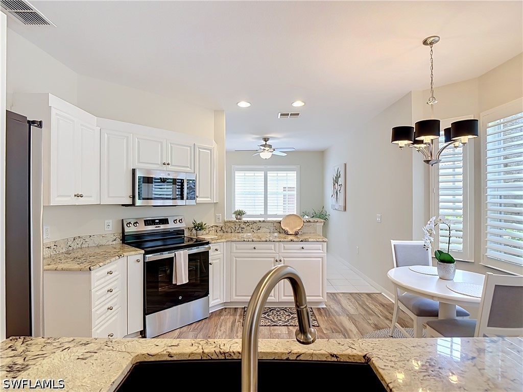 2 Bed Condominium for Sale in Sabal Palm, photo 12