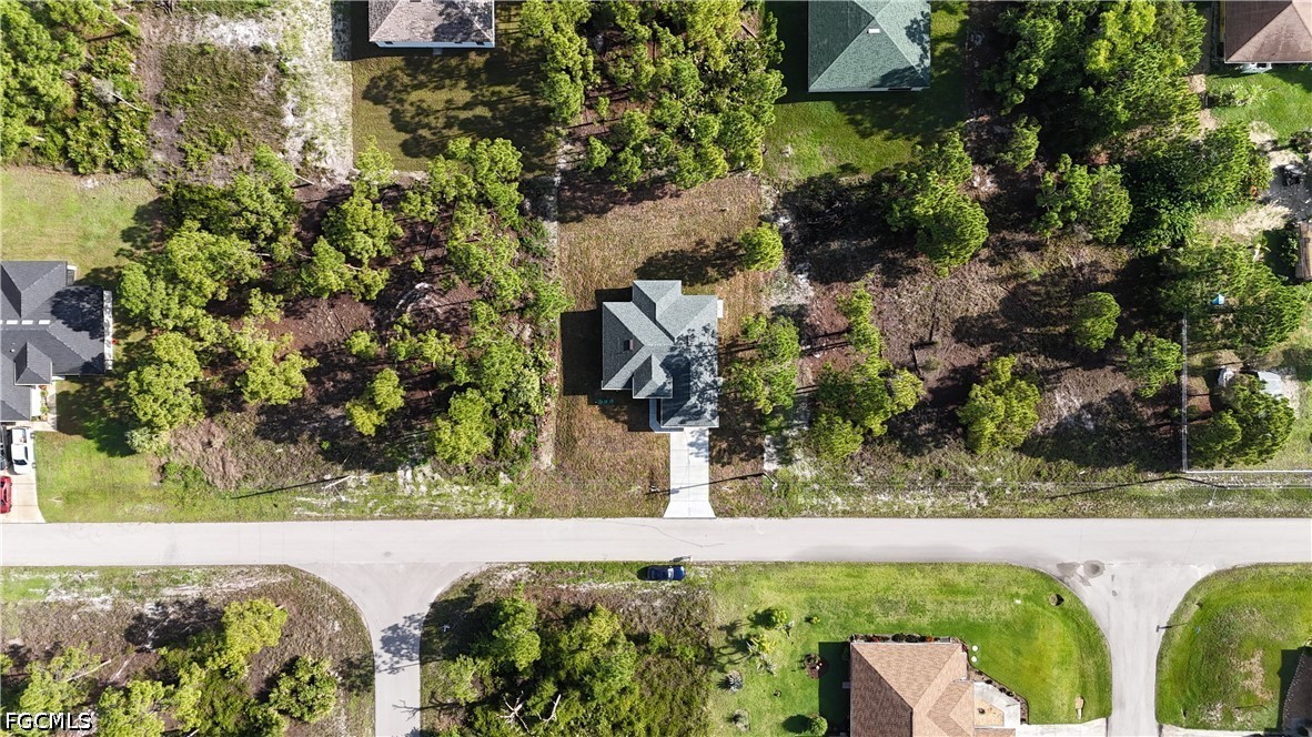 3 Bed SingleFamilyResidence for Sale in Lehigh Acres, photo 12