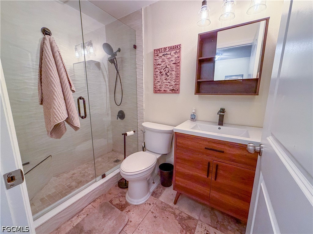 2 Bed Condominium for Sale in North Fort Myers, photo 12