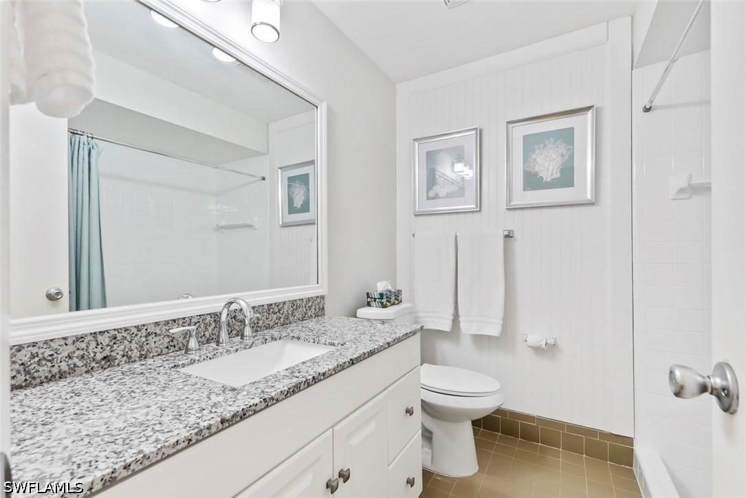 2 Bed Waterfront Home for Sale in Naples, photo 12