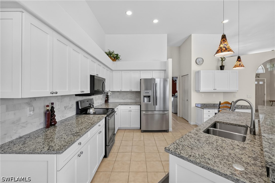 4 Bed Pool Home for Sale in Gateway, photo 12