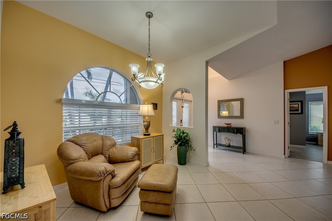 3 Bed Pool Home for Sale in Cape Coral, photo 12