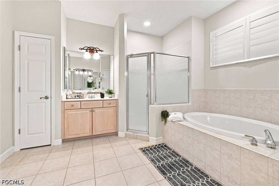 4 Bed Pool Home for Sale in Reflection Lakes, photo 12