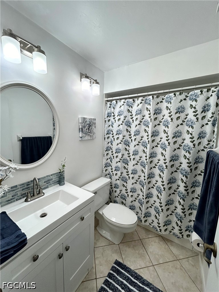 2 Bed Condominium for Sale in Fort Myers, photo 12